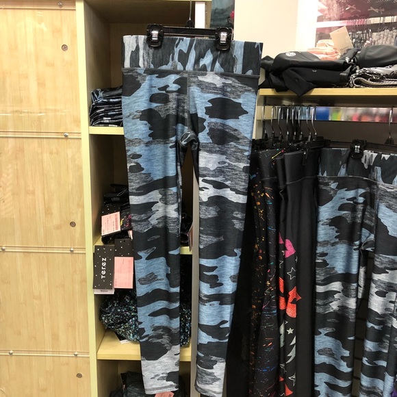 Terez Women Tall Band Performance Legging NWT - Picture 7 of 8